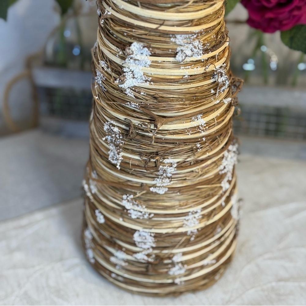 Christmas Tree Holiday Rustic Accent Decor. 19 1/2” tall and 5” wide‎ - Picture 2 of 4